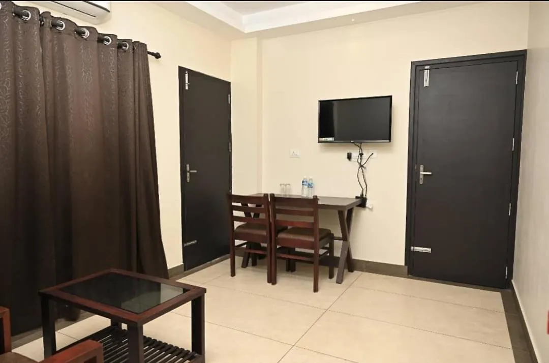 Guruvayoor suits Guruvayur
